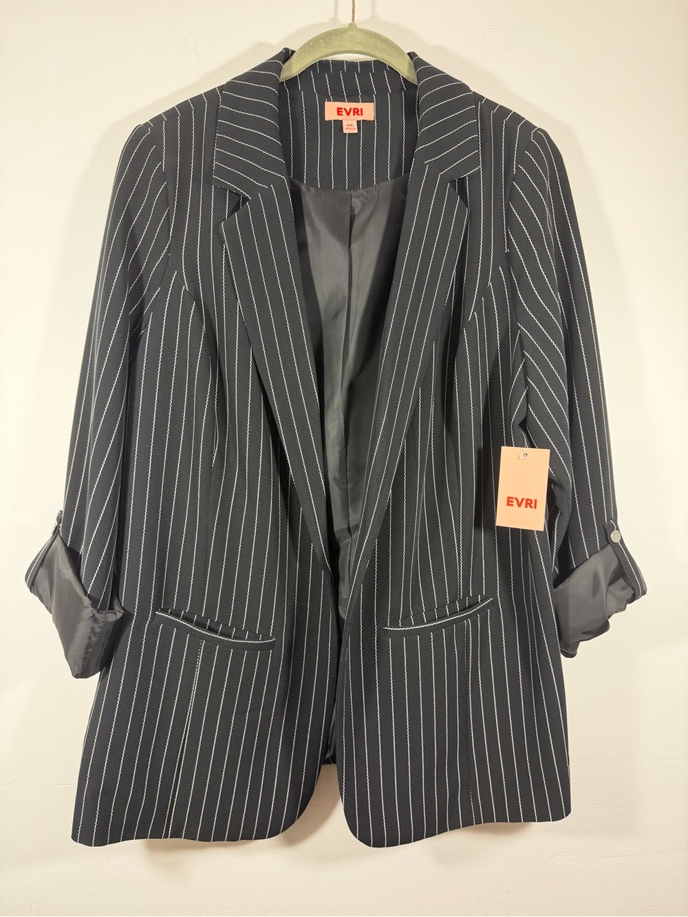 EVRI Black Pinstripe Notch-Lapel Blazer